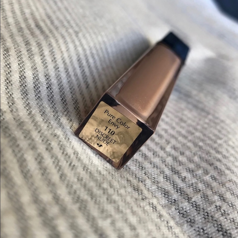 Estée Lauder Lipgloss - Picture 2 of 3